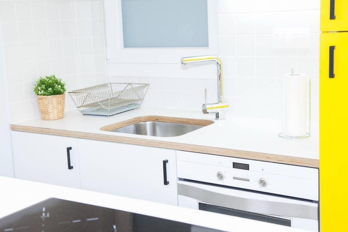 Fully Renovated, Modern Beauty In Central Athens! Exteriör bild
